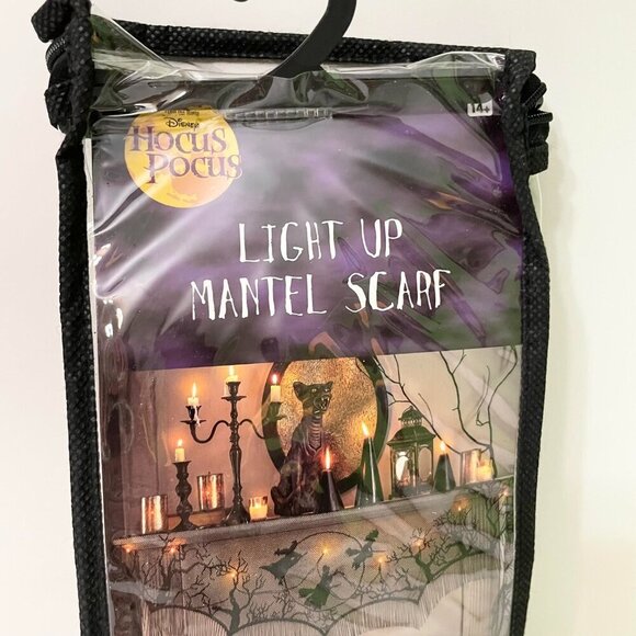 Halloween Hocus Pocus Sanderson Sisters Light Up Mantel Scarf - Picture 2 of 7